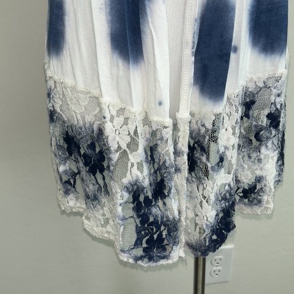 T party women’s medium tie dye vest - Picture 3 of 7